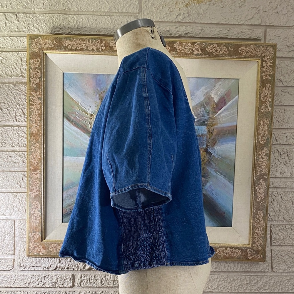Old Navy Square Neckline Denim Crop Top - Picture 3 of 9
